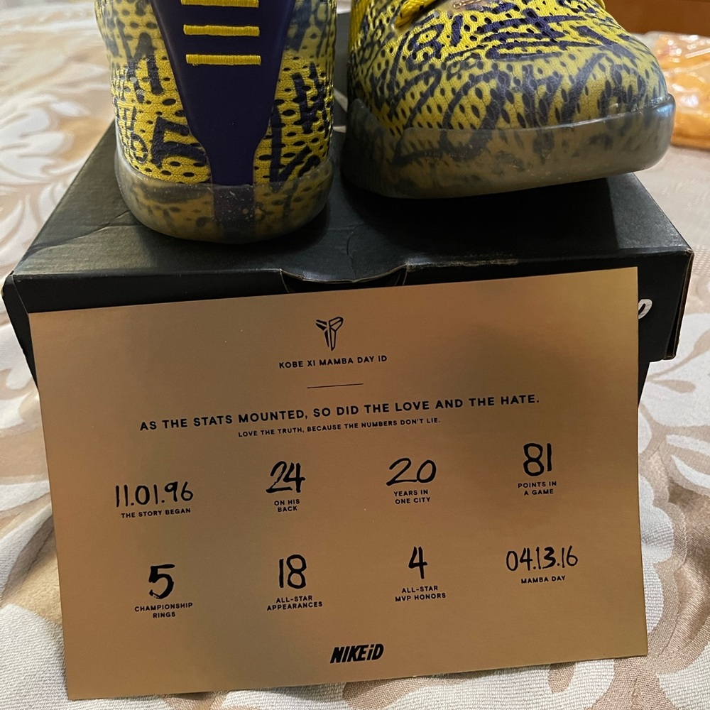 Extremely RARE Kobe Bryant MAMBA DAY sneakers. Has all of his stats. MINT - Picture 6 of 8